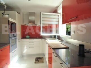  Appartement  vendre 5 pices 83 m