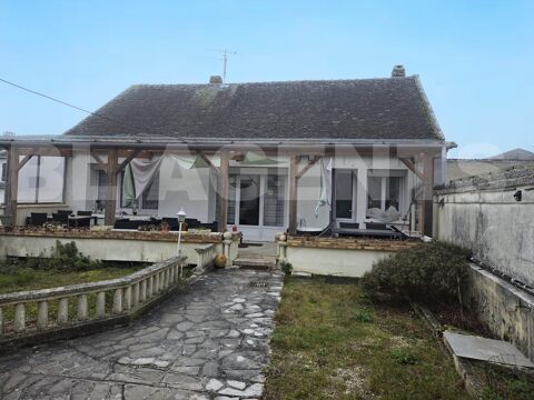   Maison en coeur de village, 2 chambres, sur un terrain de 280 m� Maison - 4 pi�ce(s) - 64 m�