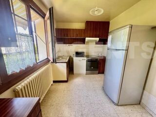  Maison  vendre 6 pices 180 m