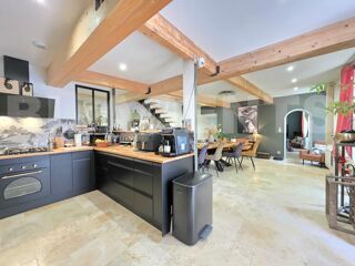  Maison � vendre 8 pi�ces 300 m�