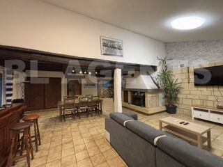  Maison � vendre 7 pi�ces 214 m�