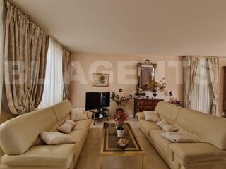  Maison � vendre 9 pi�ces 380 m�