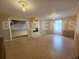  Maison  vendre 8 pices 202 m