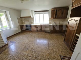  Maison  vendre 7 pices 215 m