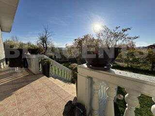  Maison  vendre 6 pices 159 m