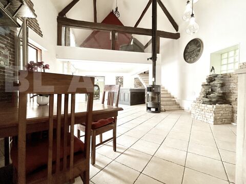   Maison Familiale R�nov�e, possibilit� de projet locatif ou g�tes - 280 m� habitable Maison - 10 pi�ce(s) - 280 m�