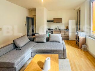  Immeuble  vendre 270 m