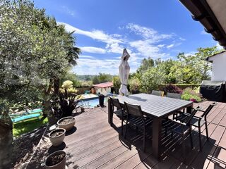  Maison � vendre 6 pi�ces 219 m�