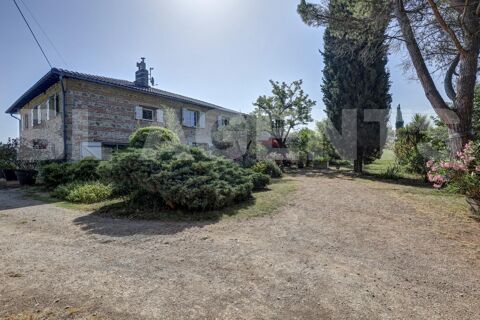   AUTHENTIQUE LONGERE AVEC PSICINE ET PARC PAYSAGER A ST AGNAN Maison - 10 pi�ce(s) - 333 m�