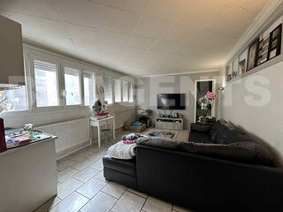  Immeuble � vendre 214 m�