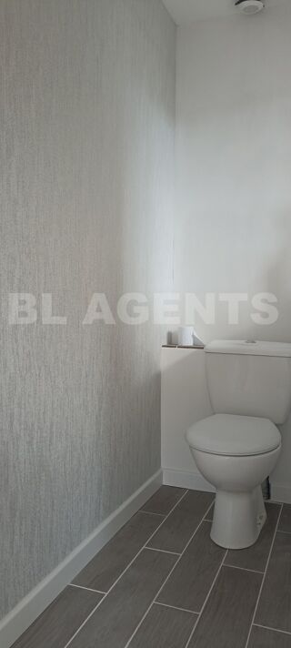  Immeuble � vendre 162 m�