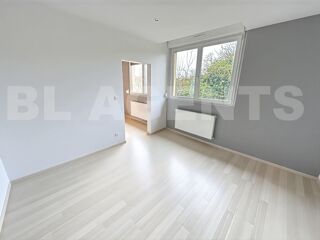  Appartement � vendre 4 pi�ces 52 m�