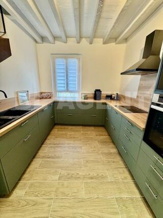  Maison  vendre 8 pices 337 m