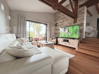  Maison � vendre 6 pi�ces 219 m�