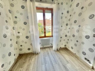  Maison  vendre 6 pices 172 m
