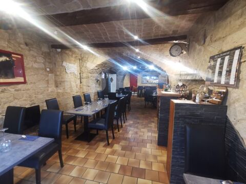 RESTAURANT CENTRE VILLE UZES A PROXIMITE PLACE AUX HERBES 180000 30700 Uzes