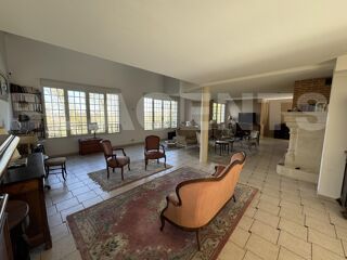  Maison � vendre 8 pi�ces 300 m�