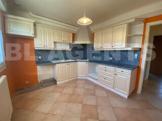  Maison  vendre 7 pices 123 m