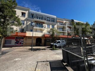  Appartement  vendre 4 pices 77 m