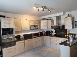  Maison � vendre 7 pi�ces 140 m�