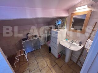  Immeuble  vendre 240 m