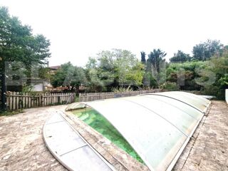  Maison  vendre 7 pices 230 m