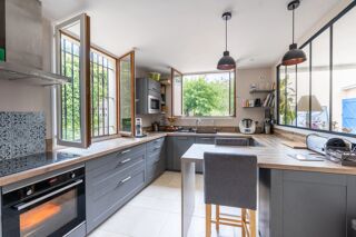  Maison  vendre 11 pices 237 m