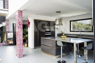  Maison � vendre 6 pi�ces 260 m�