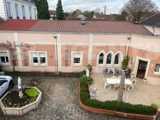  Maison � vendre 10 pi�ces 300 m�