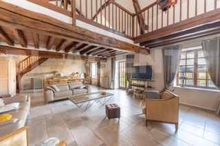  Maison  vendre 9 pices 270 m