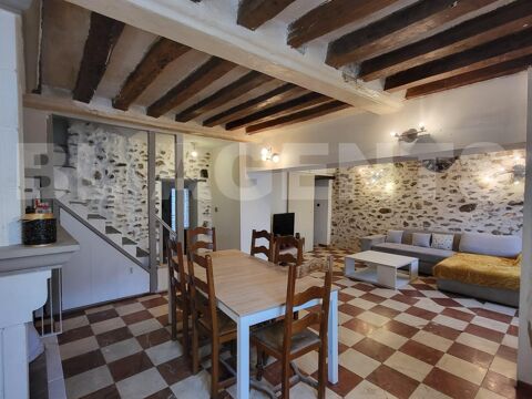   Maison de village de 136 m habitables - Dpendance avec potentiel !! Proche La Fert-sous-Jouarre !! Maison - 6 pice(s) - 136 m