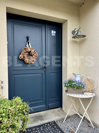  Maison  vendre 4 pices 145 m