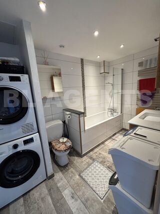  Maison  vendre 7 pices 130 m