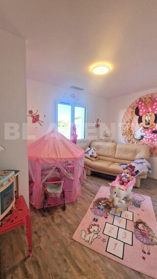  Maison  vendre 5 pices 135 m