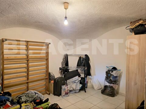   Appartement T3 avec cave te terrasse. Appartement - 3 pi�ce(s) - 65 m�