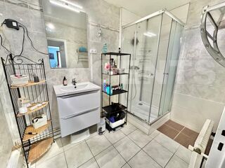  Appartement  vendre 4 pices 86 m