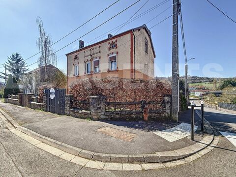   135 m habitables, jardin, garage :  dcouvrir ! Maison - 8 pice(s) - 135 m