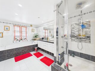  Maison  vendre 6 pices 180 m
