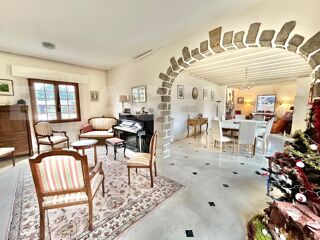  Maison � vendre 13 pi�ces 360 m�