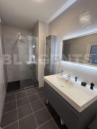  Appartement � vendre 3 pi�ces 65 m�