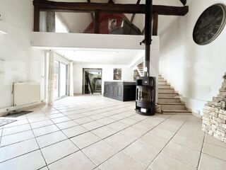  Maison  vendre 10 pices 280 m