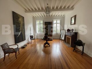  Maison � vendre 9 pi�ces 331 m�