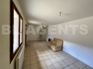  Immeuble  vendre 230 m