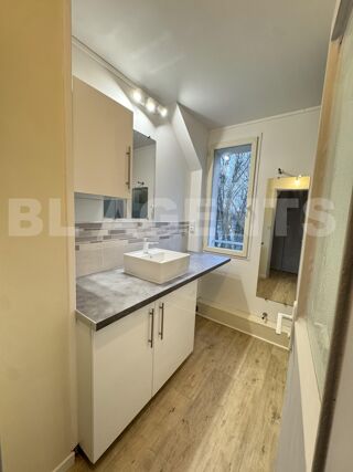  Appartement � vendre 5 pi�ces 78 m�