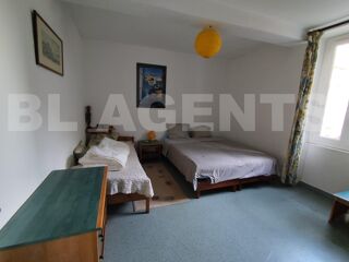  Maison  vendre 6 pices 180 m