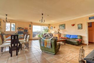  Maison  vendre 7 pices 223 m