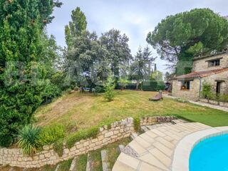  Maison  vendre 9 pices 282 m