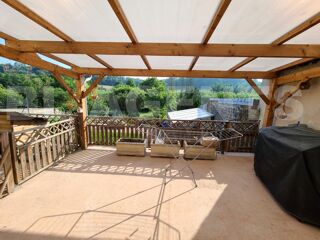  Maison  vendre 8 pices 238 m