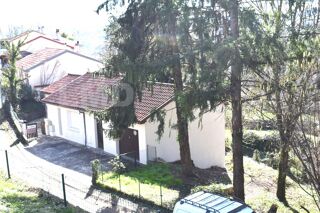  Maison  vendre 8 pices 110 m