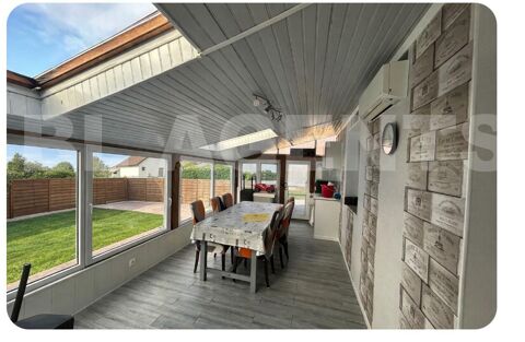   PAVILLON PROCHE CENTRE VILLE Maison - 7 pi�ce(s) - 168 m�